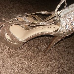 Giani Bini Heels